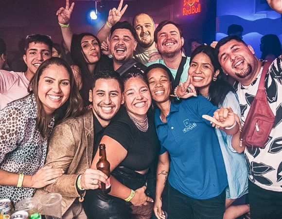 Fiesta Latina - Miércoles